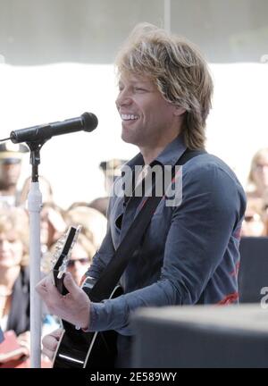 Jon bon Jovi a joué trois chansons sur le aujourd'hui aux studios nbc New York City, NY, 6/19/2007 Banque D'Images