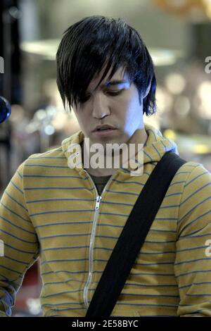 Le spectacle Fall Out Boy se présente au « Today Show » de New York. New York, NY. 7/06/07. [[faa]] Banque D'Images