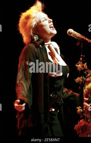 Debbie Harry, originaire de South Beach, se produit en concert et est toujours en bonne position à l'âge de 62 ans. Le Fillmore Miami Beach au Jackie Gleason Theatre. Miami, Floride. 11/16/07. [[fal]] Banque D'Images