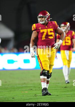 (PHOTOS DU FICHIER).ancien agent de garde offensif des chevaux de Troie USC (75) Alijah Vera-Tucker devrait passer le 1er tour de la version finale de la NFL, ici il est photographié le 7 septembre 2019 par rapport au Cardinal de Stanford, la version finale de la NFL aura lieu à Cleveland, Ohio, le 29 avril 2021.(crédit obligatoire : Jose/MarinMedia.org/Cal Sport Media) (photographe complet absolu et crédits requis) Banque D'Images