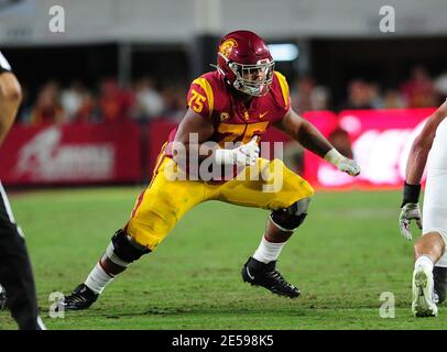 (PHOTOS DU FICHIER).ancien agent de garde offensif des chevaux de Troie USC (75) Alijah Vera-Tucker devrait passer le 1er tour de la version finale de la NFL, ici il est photographié le 7 septembre 2019 par rapport au Cardinal de Stanford, la version finale de la NFL aura lieu à Cleveland, Ohio, le 29 avril 2021.(crédit obligatoire : Jose/MarinMedia.org/Cal Sport Media) (photographe complet absolu et crédits requis) Banque D'Images