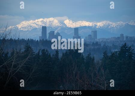 Vue panoramique sur Seattle le jour d'hiver. Banque D'Images