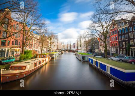Amsterdam, pays-Bas canaux historiques et paysage urbain. Banque D'Images