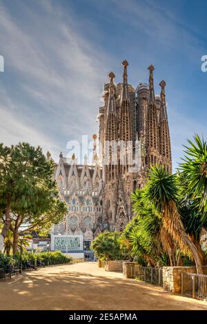 Eglise de la basilique de la Sagrada Familia, façade de la Nativité, Barcelone, Catalogne, Espagne Banque D'Images