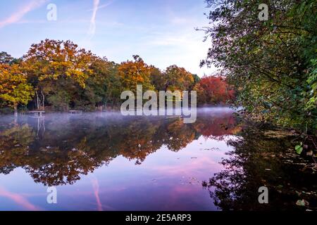 Les belles couleurs d'automne en Angleterre Banque D'Images