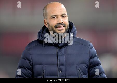 ALKMAAR, PAYS-BAS - JANVIER 27 : entraîneur Pascal Jansen d'AZ lors du match néerlandais Eredivisie entre AZ et le FC Utrecht à l'AFAs Stadion le 27 janvier Banque D'Images