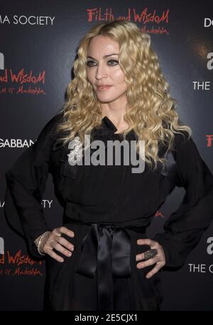 Madonna participe à la projection de Filth and Wisdom, un film de Madonna, animé par la Cinema Society et Dolce and Gabbana, qui s'est tenu au Landmark Sunshine Theatre de New York City, NY, USA, le lundi 13 octobre 2008. Photo par Graylock/ABACAPRESS.COM Banque D'Images