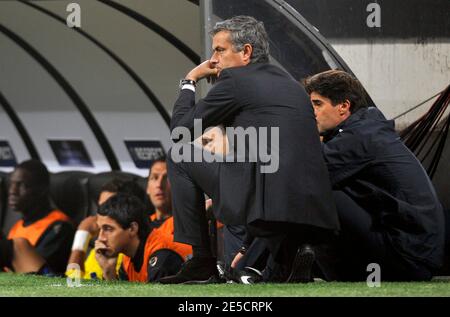 Jose Mourinho, entraîneur d'Inter Milan, lors du match de football de la Ligue des Champions, Inter Milan contre anorthosis au stade Meazza de Milan, Italie, le 22 octobre 2008. Inter gagné 1-0. Photo de Stephane Reix/ABACAPRESS.COM Banque D'Images