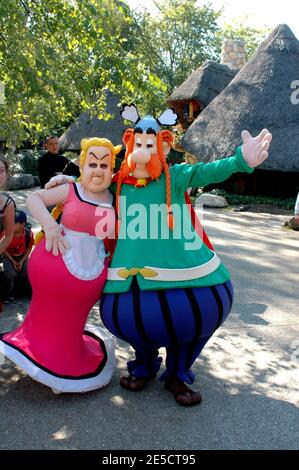 Lancement de la nouvelle attraction « les Vikings débarquent » à la station de divertissement du Parc Astérix dans la Marne-la-Vallée près de Paris, France, le 23 octobre 2008. Photo d'Alain Apaydin /ABACAPRESS.COM Banque D'Images