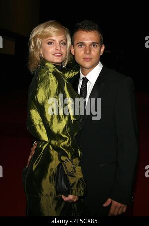 Mena Suvari, membre du casting, et Simone Sestito, copain, assistent à la projection de « le jardin d'Eden » lors du 3e Festival du film de Rome, à Rome, en Italie, le 26 octobre 2008. Photo de Denis Guignebourg/ABACAPRESS.COM Banque D'Images