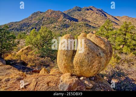 Boulders géant, zone de loisirs Granite Basin, Prescott National Forest, Arizona, États-Unis Banque D'Images