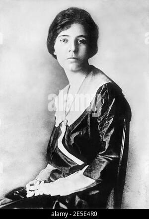 Alice Paul (1885-1977), Suffragiste américaine, féministe et militante des droits des femmes, Portrait, Harris & Ewing, juin 1919 Banque D'Images