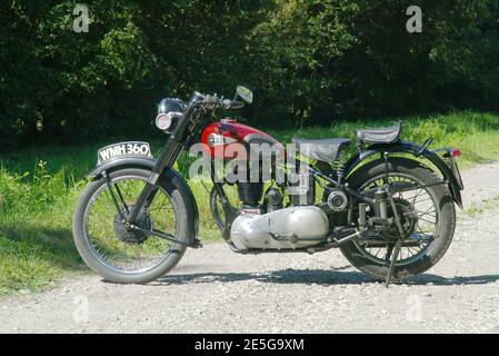 1951 Ariel Red Hunter NH 350cc Classic British Motorcycle. Banque D'Images