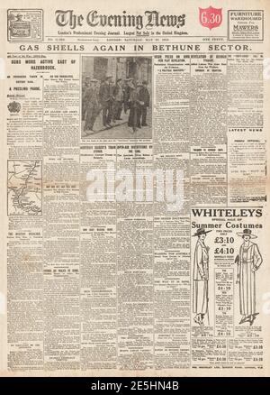 1918 Evening News gaz utilisé sur Western Front Banque D'Images