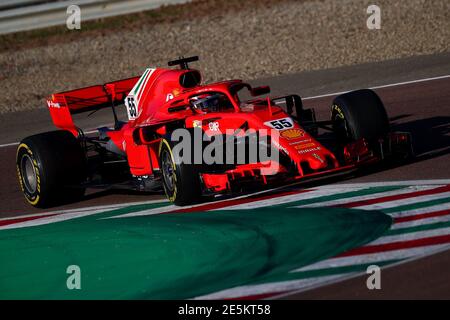 Fiorano Modenese, Italie. 28 janvier 2021. Carlos Sainz Jr. De Ferrari conduit un essai privé de la Ferrari SF71H au circuit Fiorano à Fiorano Modenese, Italie, le 28 janvier 2021. Credit: Insidefoto srl/Alamy Live News Banque D'Images