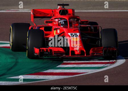 Fiorano Modenese, Italie. 28 janvier 2021. Carlos Sainz Jr. De Ferrari conduit un essai privé de la Ferrari SF71H au circuit Fiorano à Fiorano Modenese, Italie, le 28 janvier 2021. Credit: Insidefoto srl/Alamy Live News Banque D'Images