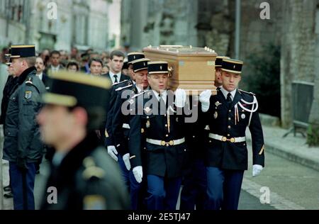 François Mitterrand Funeral dans sa ville natale de Jarnac in La Charente dans le sud-ouest de la France 11 janvier 1996 Banque D'Images