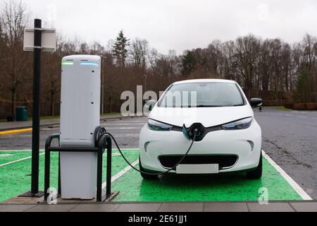 Point de recharge pour voiture électrique - Écosse, Royaume-Uni Banque D'Images