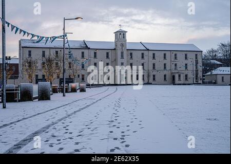 Derry, Norther Ireland- 22 janvier 2021: Ebrington avec de la neige en hiver Banque D'Images