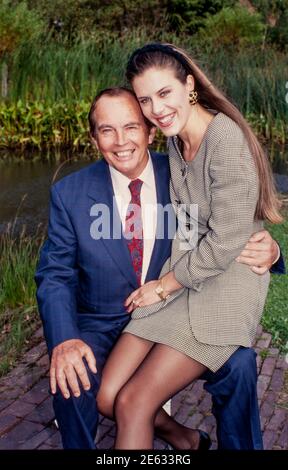 OOTMARSUM, PAYS-BAS, 06 JUIN 1993 : le Dr Christiaan Barnard était un chirurgien cardiaque sud-africain qui a exécuté le premier He humain à humain au monde Banque D'Images