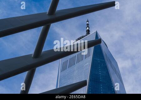 Vue de la Tour de la liberté depuis le dessous de la oculus Banque D'Images