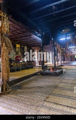 IBAN longue maison au village culturel de Sarawak Banque D'Images