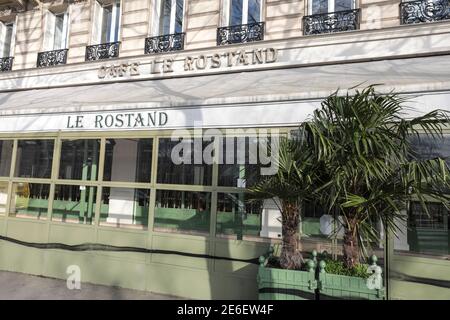 CHAMPAGNE SOCIALISTES À PARIS Banque D'Images