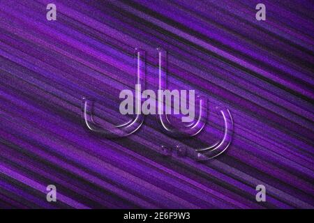 Rial iranien, monnaie rial IRR, symbole de monnaie monétaire, fond violet Banque D'Images