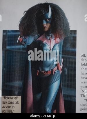 Batwoman actrice Javicia Leslie dans le magazine Banque D'Images