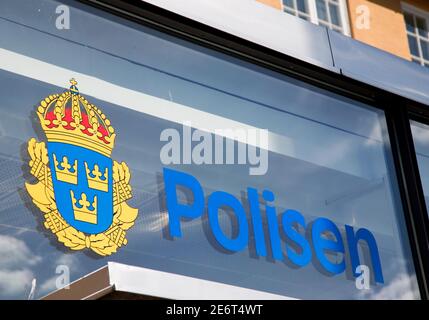 LINKÖPING, SUÈDE- 6 JUIN 2015 : police et NFC (Centre judiciaire national) à Linköping. Banque D'Images