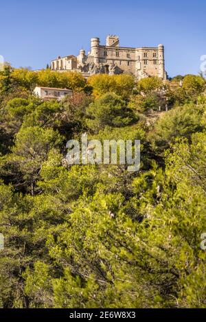 France, Vaucluse (84), le Barroux, château du XVIe siècle Banque D'Images