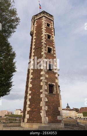 France, Saône et Loire, Chalon sur Saône, le Tour du Doyenne, du XVe siècle sur l'île Saint Laurent Banque D'Images