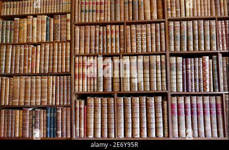 Livres reliés en cuir Banque D'Images