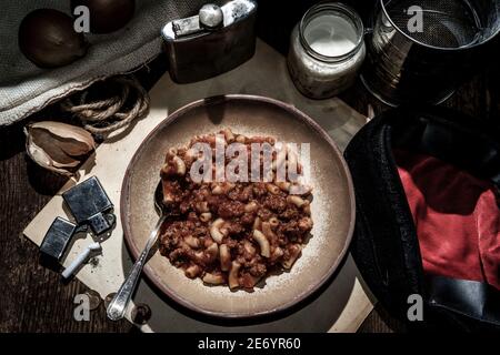Bœuf et macaroni goulash de l'époque de la Grande Dépression mangé Par les Américains frappés par la pauvreté Banque D'Images
