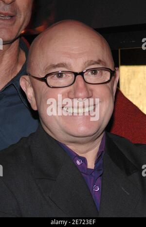 L'acteur Michel blanc pose pour des photos alors qu'il assiste à la 14ème édition annuelle de "Trophees le film Français", qui s'est tenue au Mandala Ray club à Paris, France, le 6 février 2007. Photo de Nicolas Khayat/ABACAPRESS.COM Banque D'Images