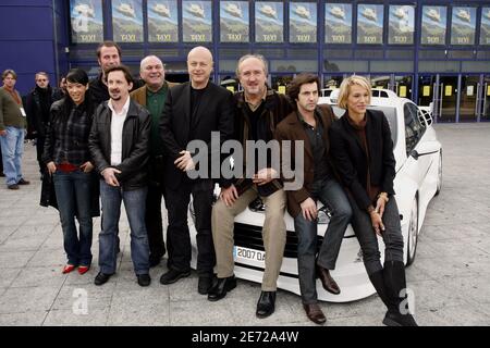 Frédéric Diefenthal, Emma Sjoberg-Wyklundl, Gerard Krawczyk, Bernard Farcy, Jean-Christophe Bouvet et Jean-Luc Couchard posent avant la projection du nouvel opus de Gerard Krawczyk 'taxi 4' dans le Plan de campagne, près de Marseille sud de la France, le 9 février 2007. Photo de Pascal Parrot/ABACAPRESS.COM Banque D'Images