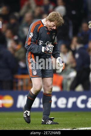 Oliver Kahn, gardien de but du Bayern Munich, célèbre après son deuxième goa lors du premier tour de knockout de la Ligue des Champions, du match de football de la première jambe, du Real Madrid contre le Bayern Munich à Madrid. Real Madrid a gagné 3-2. Photo de Christian Liewig/ABACAPRESS.COM Banque D'Images