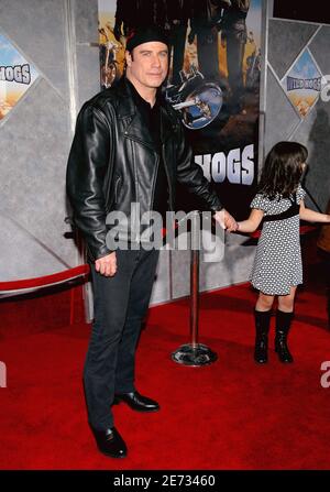 John Travolta participe à la première des « Wild Hogs » qui a eu lieu le 27 janvier 2007 à l'El Capitan Theatre de Los Angeles, Californie, États-Unis. Photo de Lionel Hahn/ABACAPRESS.COM Banque D'Images