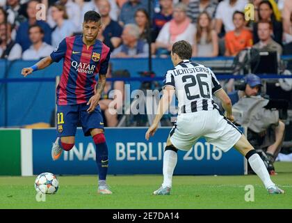 BERLIN, ALLEMAGNE - 6 JUIN 2015 : Neymar photographié lors de la finale de la Ligue des champions de l'UEFA 2014/15 entre Juventus Torino et le FC Barcelone à l'Olympiastadion. Banque D'Images