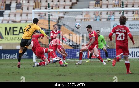 Cambridge, Royaume-Uni. 30 janvier 2021. Kyle Knoyle, de Cambridge, a obtenu un score de 2-1 lors du deuxième match de l'EFL Sky Bet League entre Cambridge United et Crawley Town au stade Abbey de Cambridge. Credit: James Boardman / Alamy Live News Banque D'Images