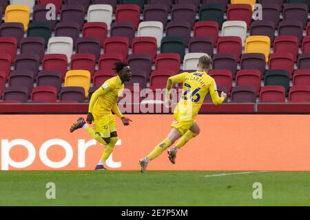 LONDRES, ANGLETERRE. 30 JANVIER : l'amiral Muskwe de Wycombe Wanderers célèbre après avoir marquant son deuxième but lors du match de championnat Sky Bet entre Brentford et Wycombe Wanderers au stade communautaire de Brentford, Brentford, le samedi 30 janvier 2021. (Crédit : Juan Gasparini | ACTUALITÉS MI) crédit : ACTUALITÉS MI et sport /Actualités Alay Live Banque D'Images