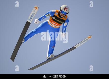 Willingen, Allemagne. 30 janvier 2021. Ski nordique, saut à ski : coupe du monde, grande colline, hommes. Halvor Egner Granerud de Norvège saute au premier tour de Mühlenkopfschanze. Credit: Arne Dedert/dpa/Alay Live News Banque D'Images