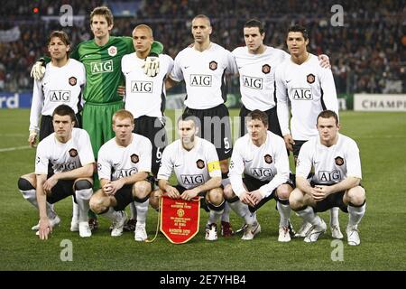 L'équipe de Manchester United lors de la Ligue des champions de l'UEFA, quart de finale, première étape, COMME Roma vs Manchester United au stade olympique de Roma, en Italie, le 4 avril 2007. COMME Roma a gagné 2-1. Photo de Christian Liewig/ABACAPRESS.COM Banque D'Images