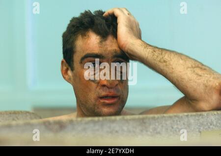 Christophe Laurent de l'équipe de crédit agricole après la course dans la salle d'eau lors de la 105e course cycliste Paris-Roubaix, à Roubaix, au nord de la France, le 15 avril 2007. Photo de Gouhier-Kempinaire/Cameleon/ABACAPRESS.COM Banque D'Images