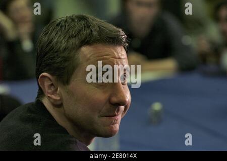 Olivier Besancenot, candidat à la présidentielle du LCR, tient une réunion de campagne à la Mutualite à Paris, en France, le 18 avril 2007. Photo de Mousse/ABACAPRESS.COM Banque D'Images