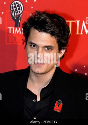 John Mayer arrive pour le Gala 100 de l'époque au Lincoln Center de New York City, NY USA, le 8 mai 2007, pour célébrer la liste des 100 personnes les plus influentes du monde dans le magazine. Photo par Olivier Douliery/ABACAPRESS.COM Banque D'Images