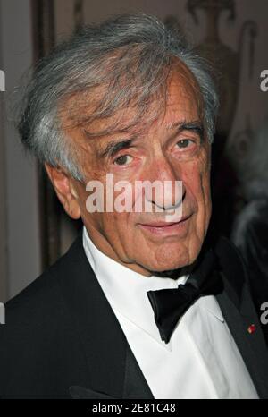 Humanitaire Elie Wiesel participe au dîner du prix Elie Wiesel Foundation for Humanity qui s'est tenu au Waldorf-Astoria à New York, NY, USA, le dimanche 20 mai 2007. Photo de Gregorio Binuya/ABACAPRESS.COM Banque D'Images