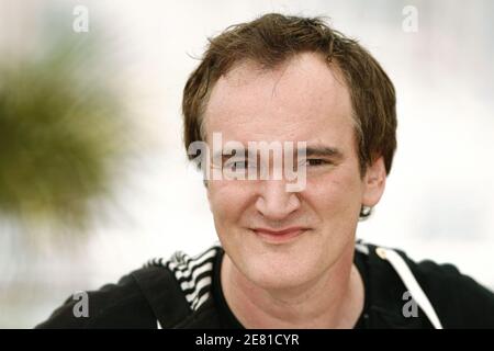 Le réalisateur Quentin Tarantino assiste à un photocall faisant la promotion du film 'Dathe Proof' au Palais des Festivals lors du 60ème Festival International du film de Cannes le 22 mai 2007 à Cannes, France. Photo de Hahn-Nebinger-Orban/ABACAPRESS.COM Banque D'Images