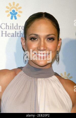 Jennifer Lopez participe au gala d'aide à l'enfance de 20 ans en hommage à l'ancien président Bill Clinton et Paul Simon, qui s'est tenu à l'hôtel Hilton, à New York, NY, États-Unis, le 30 mai 2007. Photo de David Miller/ABACAPRESS.COM Banque D'Images