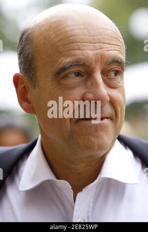 Alain Juppe, le superministre de l'Environnement et maire de Bordeaux, est candidat UMP pour les prochaines élections législatives à Bordeaux, en France, le 22 mai 2007. Photo de Patrick Bernard/ABACAPRESS.COM Banque D'Images